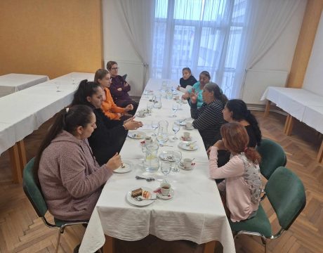 We organised another meeting of Roma women activists