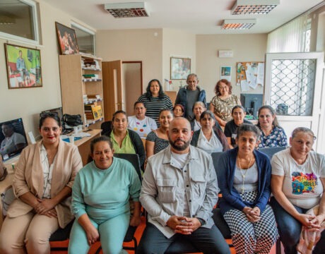 Roma women activists from Jarovnice and Hermanovce discussed their experiences at a meeting in Prešov